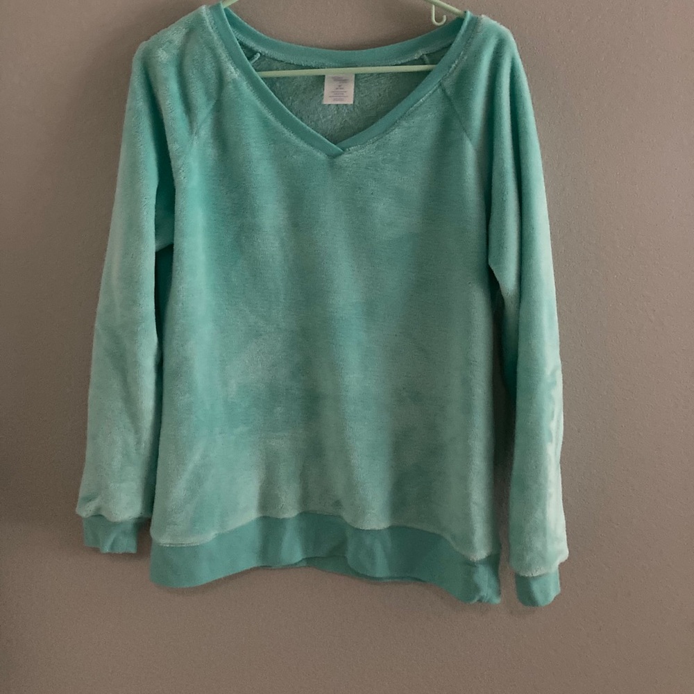 SUPER comfy teal crew neck